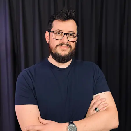 Dani León